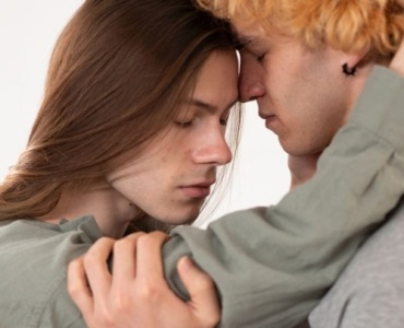 Quando l’Amore Diventa Sacrificio: Riconoscere e Spezzare lo Schema nella Relazione
