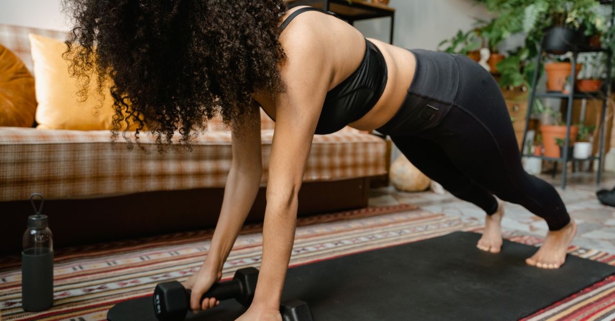 Allenarsi in Inverno Senza Uscire: Il Workout Perfetto da Fare a Casa